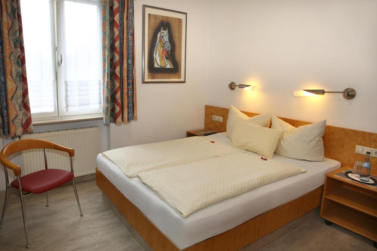Hotel Zum Weissen Roessel Walldorf  Zewnętrze zdjęcie