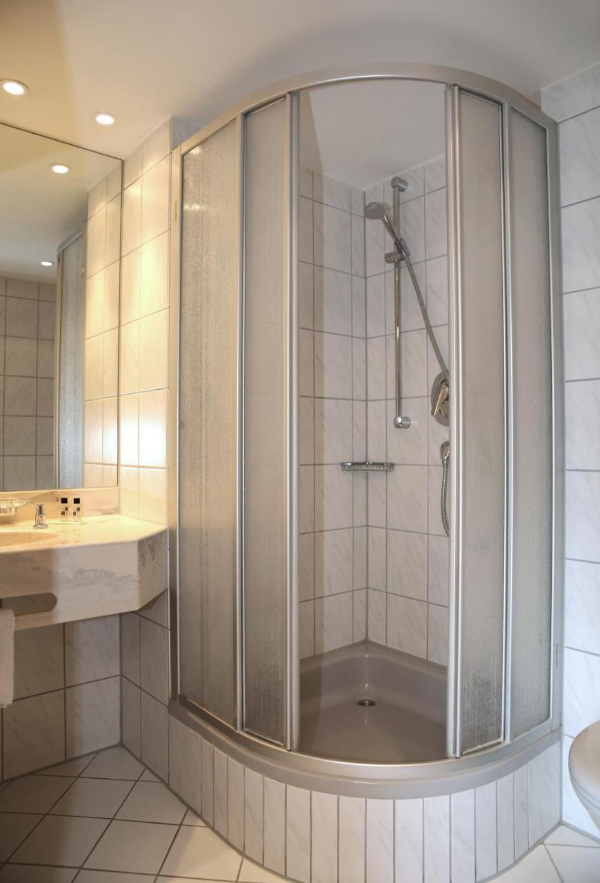 Hotel Zum Weissen Roessel Walldorf  Zewnętrze zdjęcie