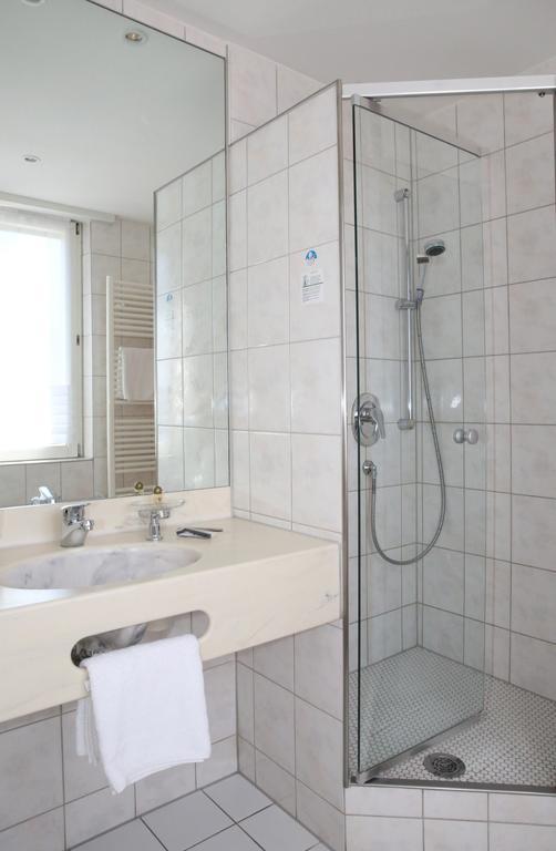 Hotel Zum Weissen Roessel Walldorf  Pokój zdjęcie